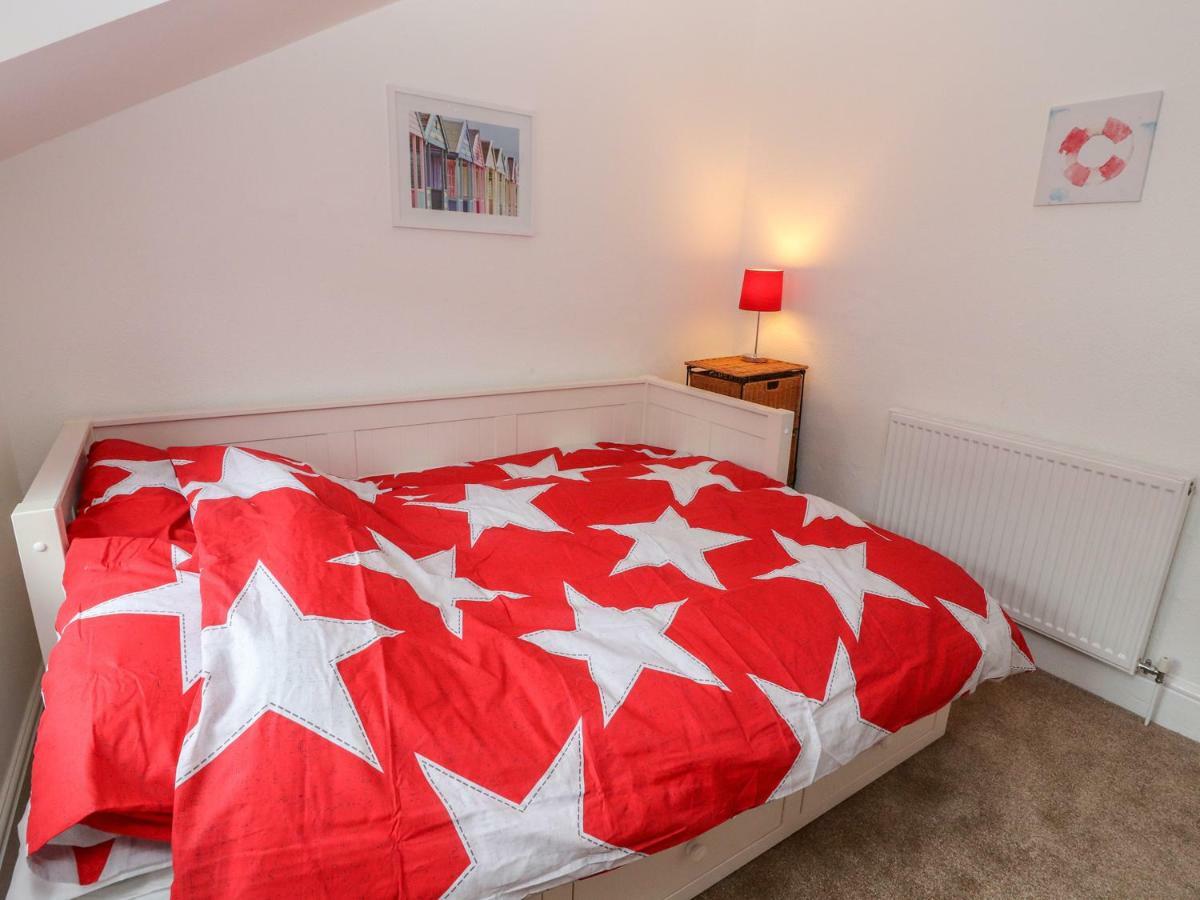 Llewelyn House Apartment Llandudno Bagian luar foto